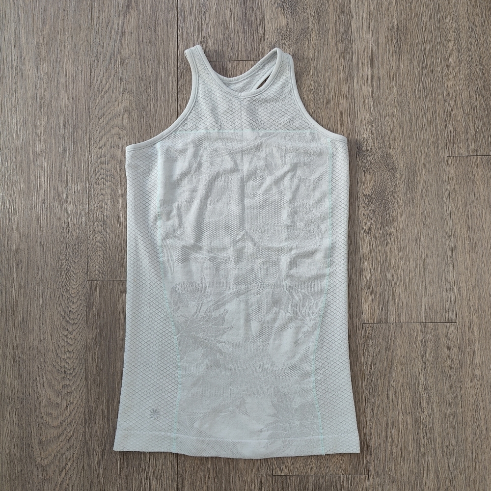 Athleta Beige High Neck Floral Patterned Stretchy Workout Tank Top